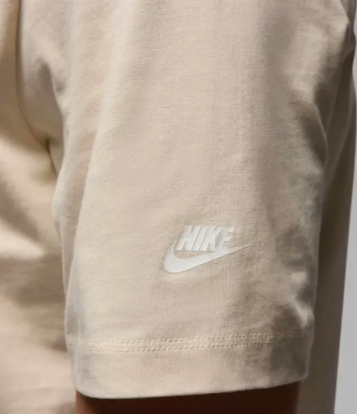 Футболка Nike JORDAN BRAND бежева FN6025-203