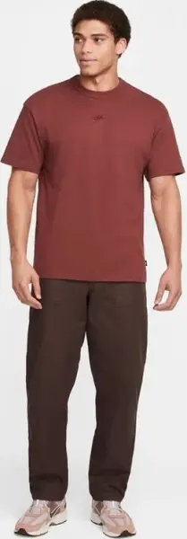 Футболка Nike SPORTSWEAR PREMIUM ESSENTIALS бордовая DO7392-231