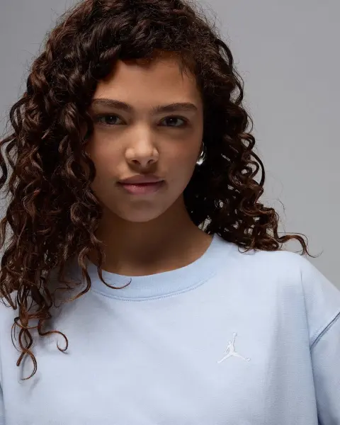 Футболка жіноча Nike JORDAN ESSENTIALS блакитна FN4500-407