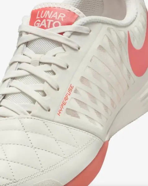 Футзалки (бампы) Nike LUNAR GATO II бело-коралловые 580456-011