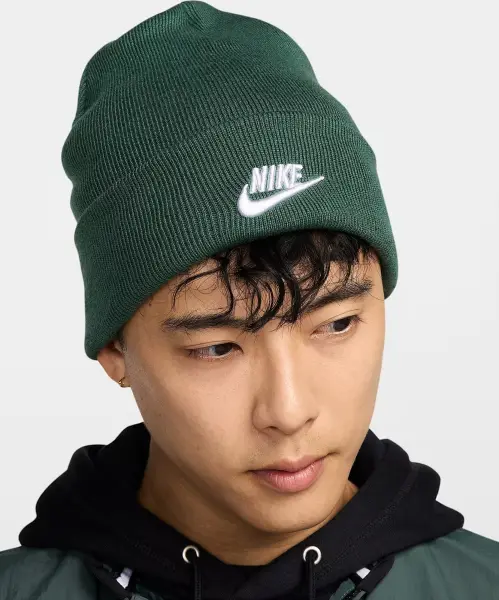 Шапка Nike PEAK FUTURA BEANIE темно-зеленая HF0186-323