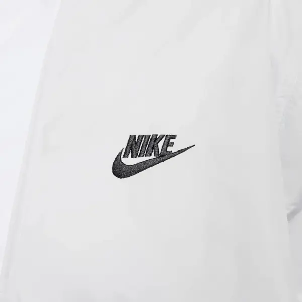 Вітровка Nike CLUB MARINA PULLOVER ANORAK біло-чорна HJ1957-025