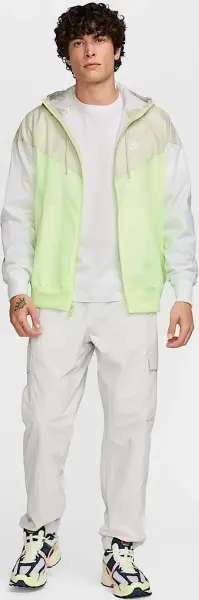 Ветровка Nike SPORTSWEAR WINDRUNNER HOODED JACKET салатово-бежево-белая DA0001-701