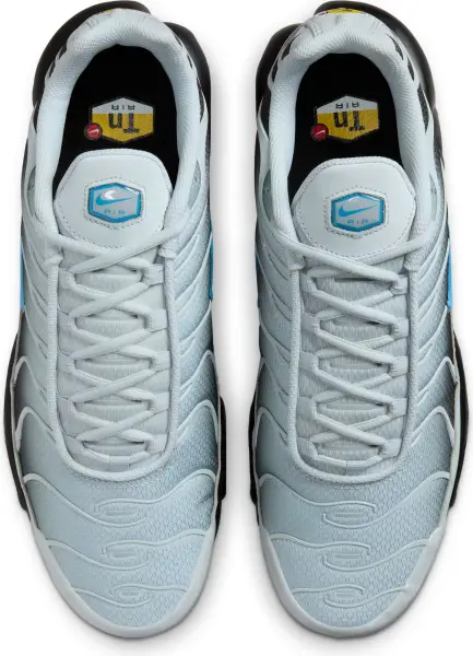 Кроссовки Nike AIR MAX PLUS бело-черно-голубые DM0032-015