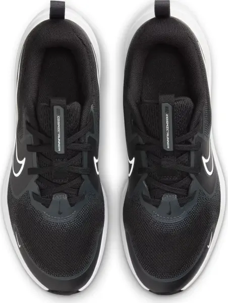 Кроссовки подростковые Nike COSMIC RUNNER (GS) черно-белые HM4402-003