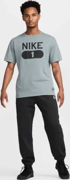 Футболка Nike GYM CULTURE сіра HJ3626-084