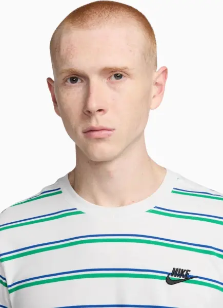 Футболка Nike SPORTSWEAR CLUB STRIPE бело-зелено-синяя DZ2985-094
