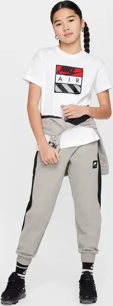 Футболка подростковая Nike AIR белая HQ4419-100