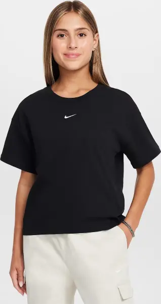 Футболка підліткова Nike SPORTSWEAR ESSENTIAL чорна FZ5559-010