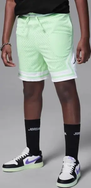 Шорти підліткові Nike JORDAN SPORT DRI-FIT DIAMOND салатово-білі 95D313-E2E