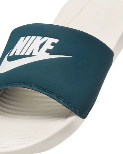 Шльопанці Nike VICTORI ONE SLIDE молочно-темно-сині CN9675-403