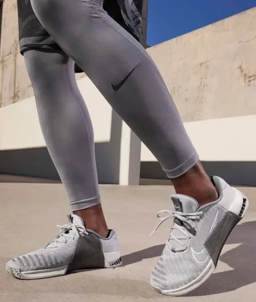 Кросівки для тренувань Nike METCON 9 сірі DZ2617-002