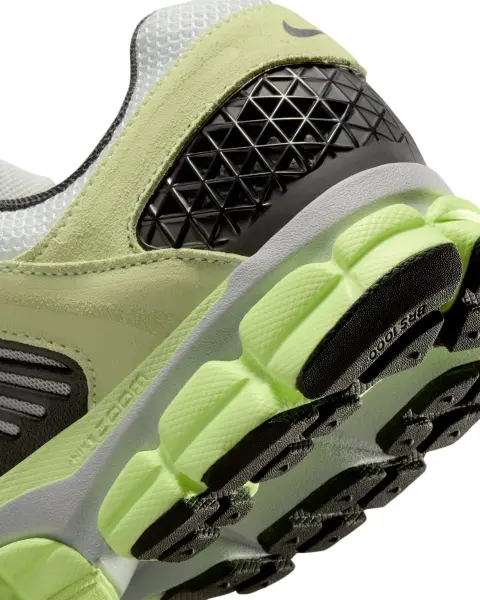 Кросівки Nike ZOOM VOMERO 5 лаймово-сіро-чорні HF1553-700