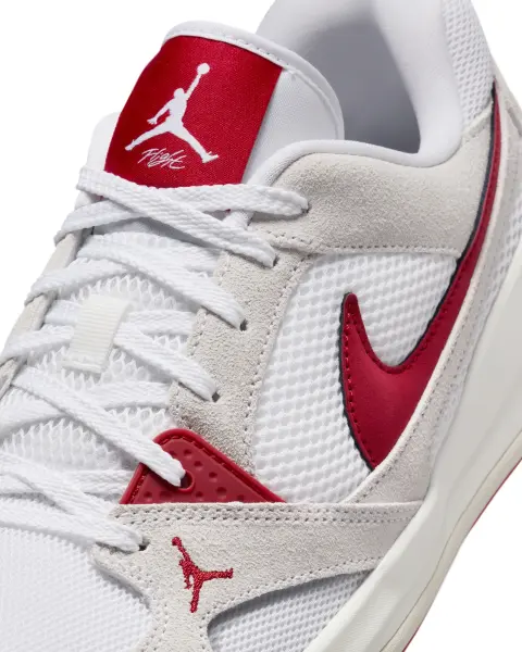 Кросівки Nike JORDAN CMFT ERA кремово-біло-червоні HJ6777-116