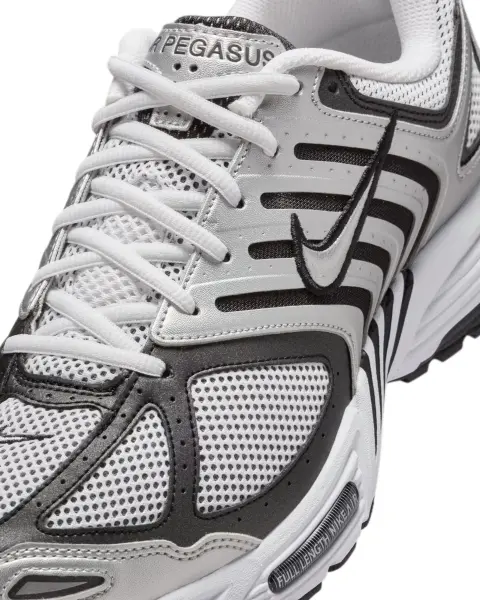 Кросівки Nike AIR PEGASUS 2005 срібно-чорні HQ3031-002