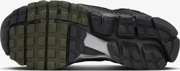 Кросівки Nike ZOOM VOMERO 5 чорно-темно-зелено-сірі HV2527-001