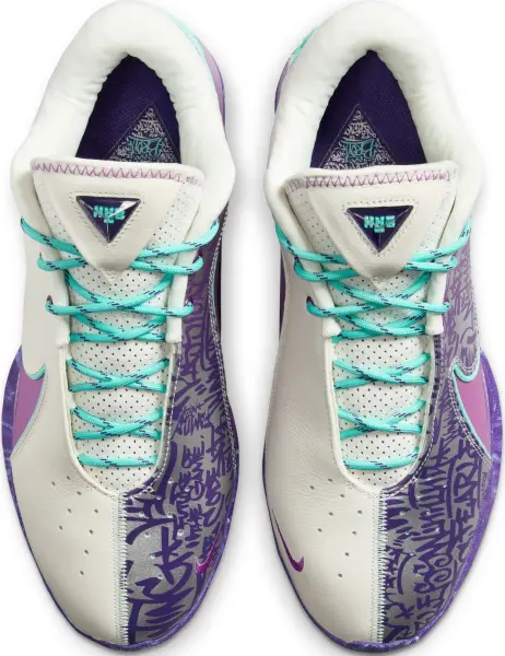 Кросівки баскетбольні Nike LEBRON XXII "MOGUL" фіолетово-біло-блакитні HV8454-001