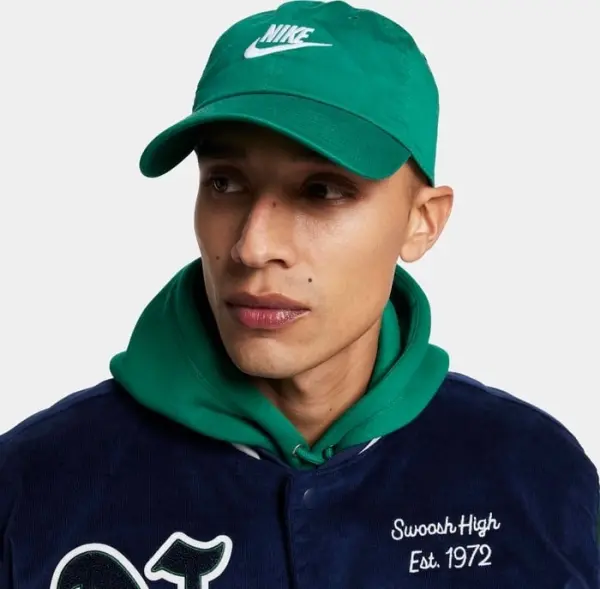 Кепка Nike CLUB UNSTRUCTURED FUTURA WASH зеленая FB5368-365