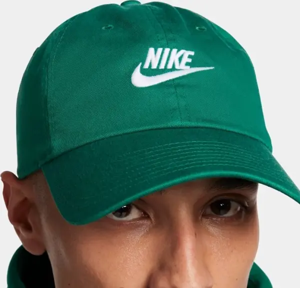 Кепка Nike CLUB UNSTRUCTURED FUTURA WASH зеленая FB5368-365