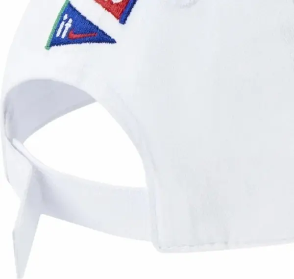 Кепка детская Nike E1D1 CLUB белая 8A3119-001