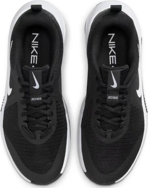 Кроссовки для тренировок женские Nike MC TRAINER 3 черно-белые FQ1830-001