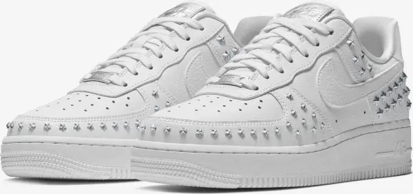 Кросівки жіночі Nike AIR FORCE 1 LOW 'STAR-STUDDED' білі AR0639-100
