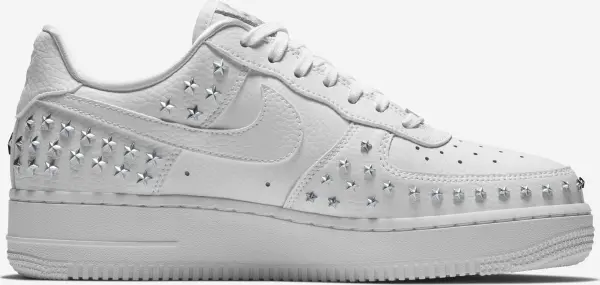 Кросівки жіночі Nike AIR FORCE 1 LOW 'STAR-STUDDED' білі AR0639-100