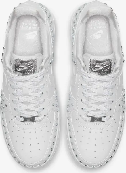 Кросівки жіночі Nike AIR FORCE 1 LOW 'STAR-STUDDED' білі AR0639-100
