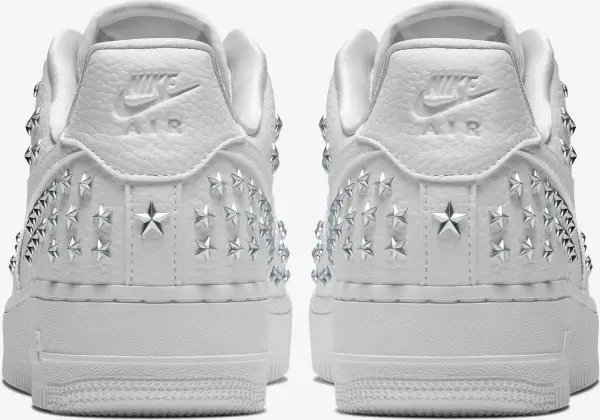 Кросівки жіночі Nike AIR FORCE 1 LOW 'STAR-STUDDED' білі AR0639-100