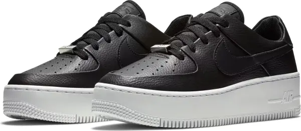 Кроссовки женские Nike AIR FORCE 1 SAGE LOW черные AR5339-002