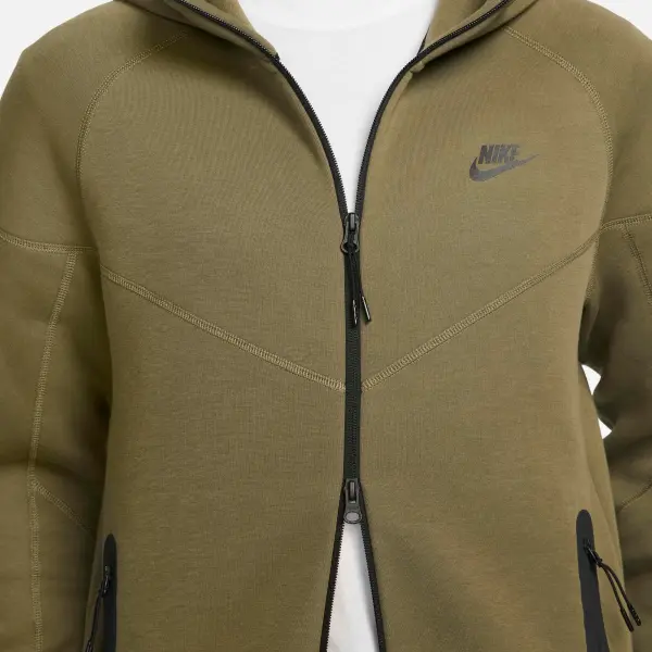 Спортивний костюм Nike SPORTSWEAR TECH FLEECE оливковий FB7921-222__FB8002-222