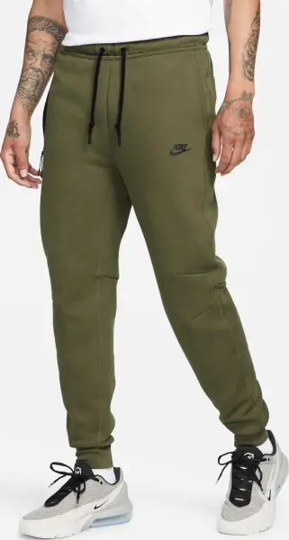 Спортивний костюм Nike SPORTSWEAR TECH FLEECE оливковий FB7921-222__FB8002-222