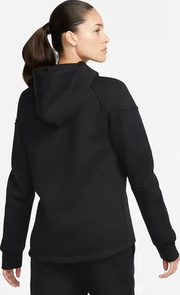 Спортивный костюм женский Nike SPORTSWEAR TECH FLEECE черный FB8338-010__FB8330-010