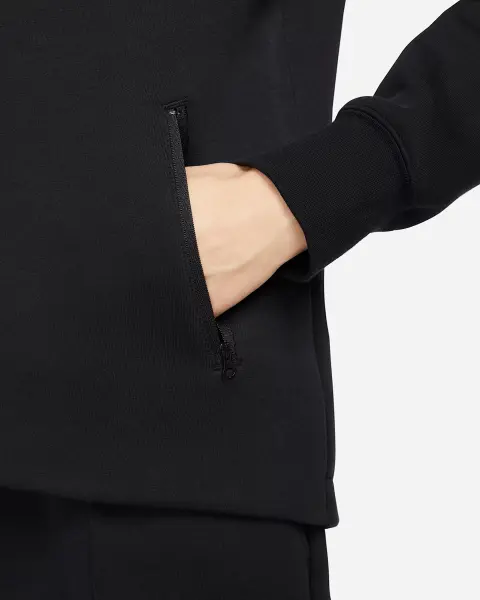 Спортивный костюм женский Nike SPORTSWEAR TECH FLEECE черный FB8338-010__FB8330-010