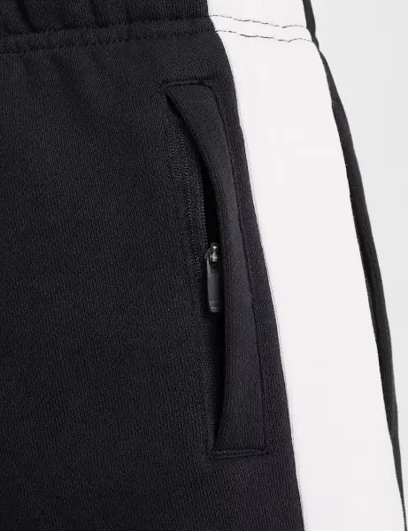 Спортивний костюм підлітковий Nike AIR FLEECE чорно-білий HV1219-010__HF8811-010