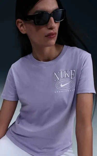 Футболка жіноча Nike SPORTSWEAR CLUB фіолетова IB2447-533