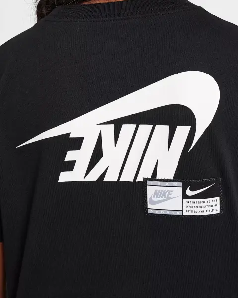 Футболка підліткова Nike SPORTSWEAR DANCE чорна HM6306-010