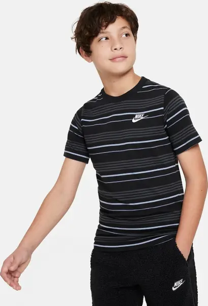 Футболка підліткова Nike SPORTSWEAR чорно-сіра FJ6348-011