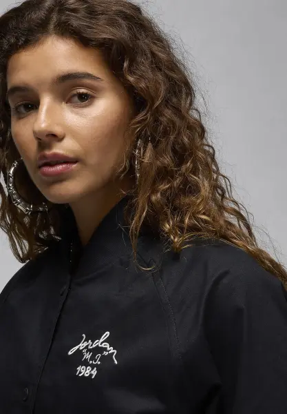 Куртка жіноча Nike AIR JORDAN VARSITY JACKET чорна FN5786-010