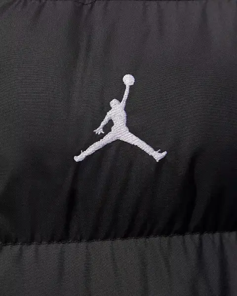 Пуховик Nike JORDAN BROOKLYN чорний FV7317-010