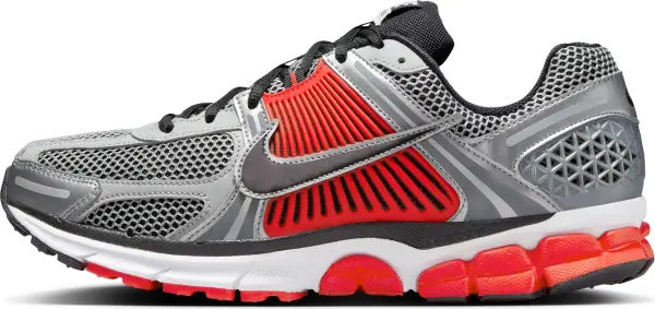 Кроссовки Nike ZOOM VOMERO 5 серо-красно-черные FJ4151-005
