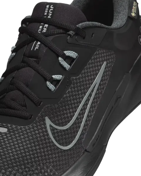 Кроссовки для трейлраннинга Nike JUNIPER TRAIL 2 GORE-TEX WATERPROOF черные HM9734-001