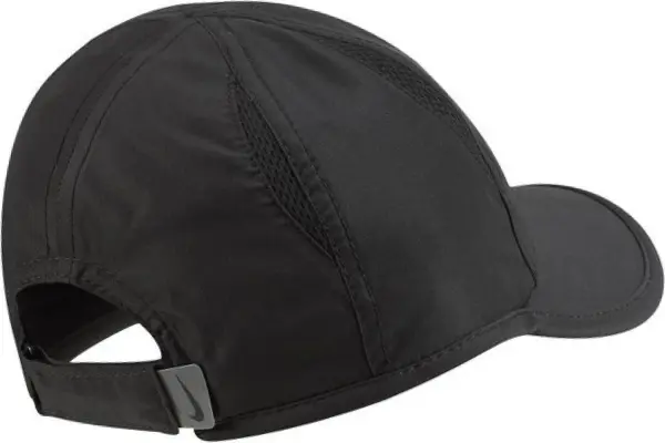 Кепка детская Nike DRI-FIT FEATHERLIGHT черная 8A2435-023
