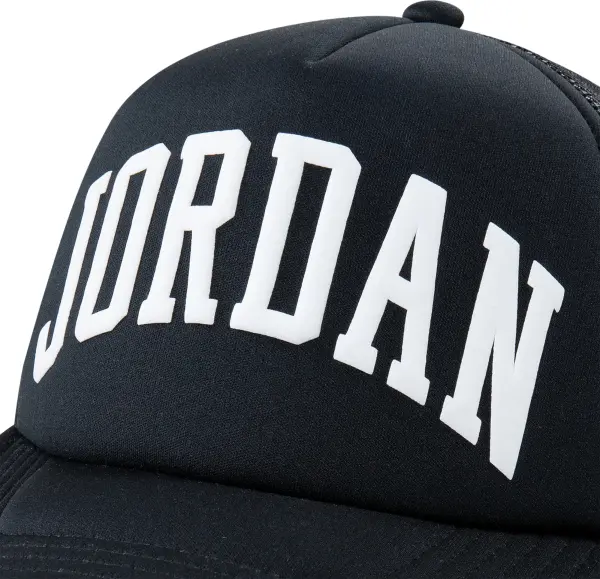 Кепка підліткова Nike JORDAN FOAM TRUCKER чорна 9A0940-023