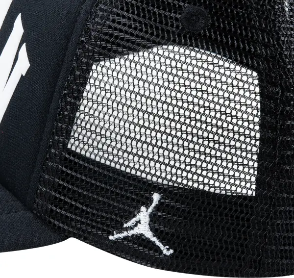 Кепка підліткова Nike JORDAN FOAM TRUCKER чорна 9A0940-023