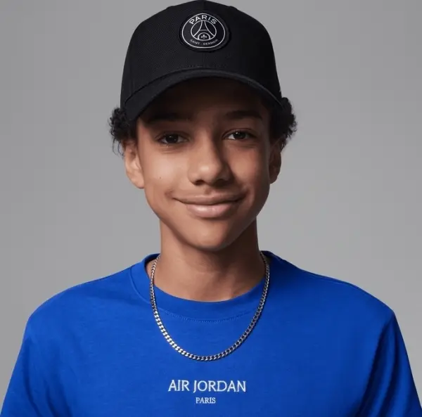 Кепка подростковая Nike JORDAN PARIS SAINT-GERMAIN черная 9A0999-023