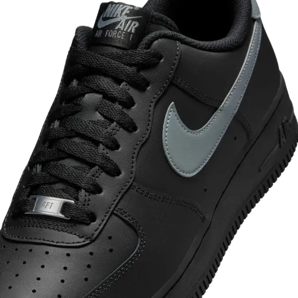 Кросівки Nike AIR FORCE 1 07 чорно-сірі FJ4146-003