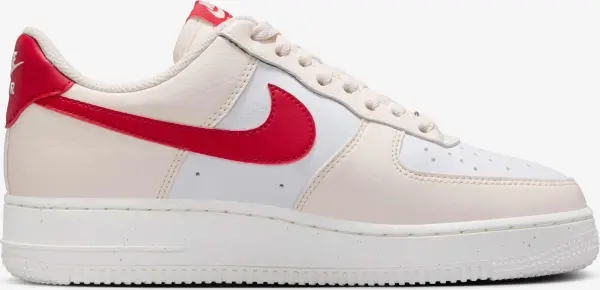 Кросівки жіночі Nike AIR FORCE 1 '07 NEXT NATURE кремово-біло-червоні DC9486-109