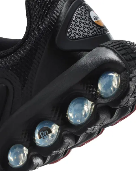 Кроссовки подростковые Nike AIR MAX DN (GS) черные IH7672-002