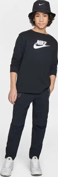 Спортивні штани підліткові Nike TECH WOVEN чорні HQ8921-010